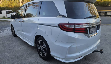 2015 Honda Odessey Vti- L Luxury 6.jpg
